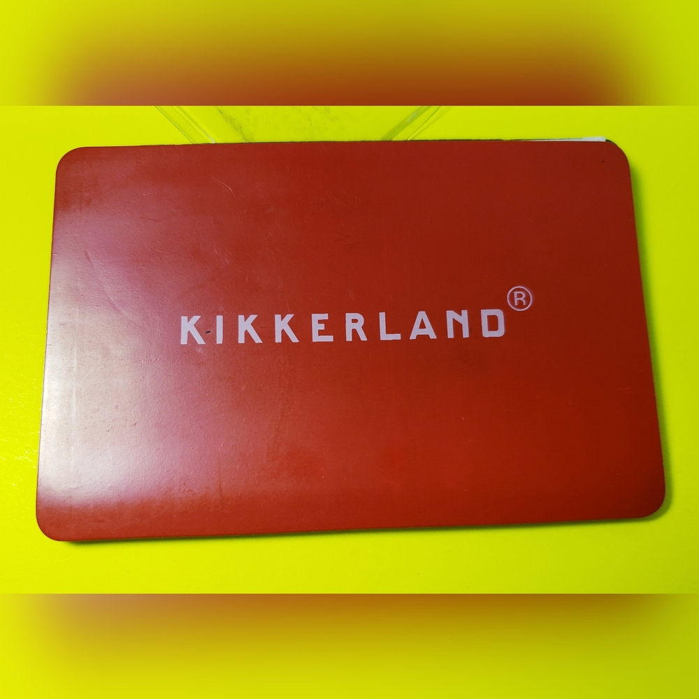 Kikkerland Magnetic Password Keeper - Credit - Bank Card Size
